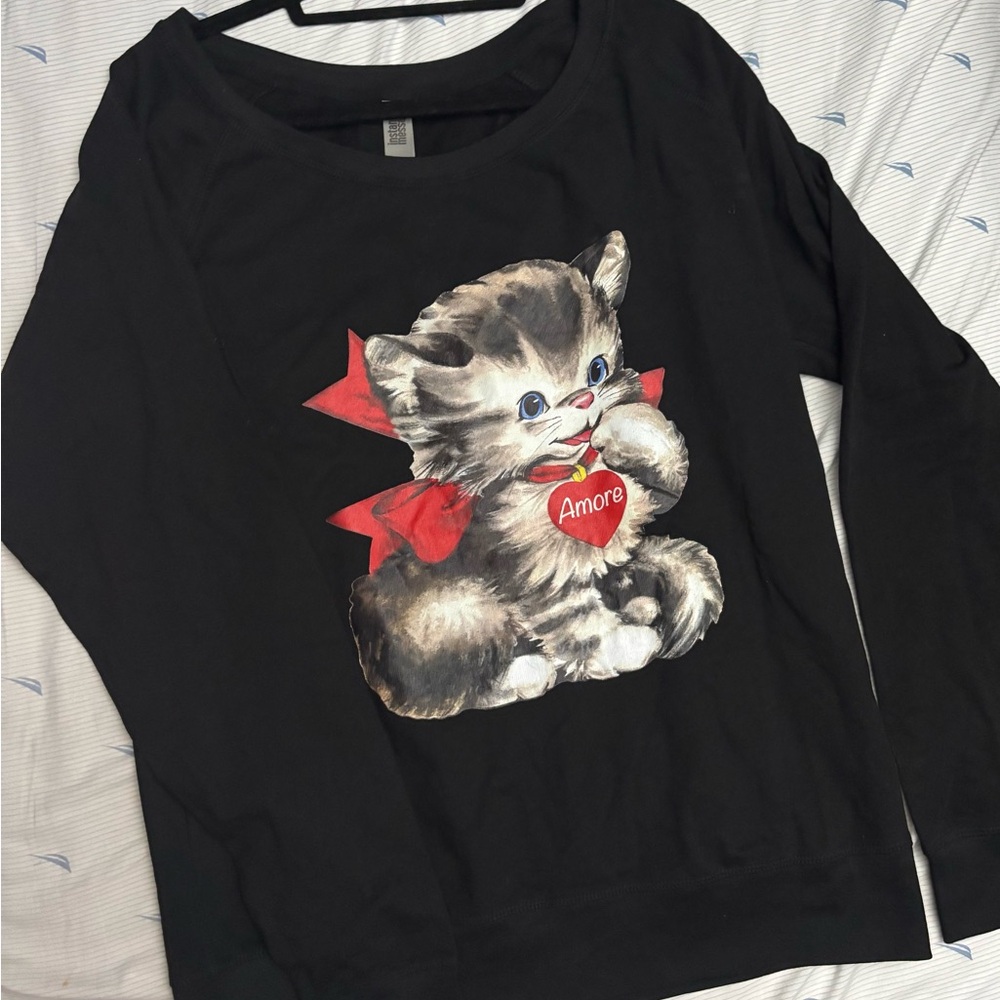 Women’s Black Sweat Shirt
